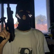 HuLiGaN989